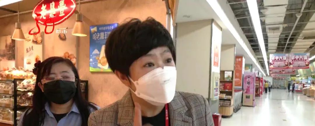 DƬ